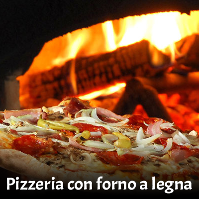 pizzeria con forno a legna